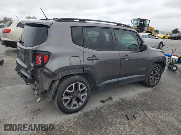2017 Jeep Renegade Latitude z VIN ZACCJABB8HPF10438, wystawiony jako Copart lot #76149703 z przebiegiem 53 754 mil mil oraz Szkoda całkowita • Salvage title. Historia ofert i sprzedaży dostępna na DreamBid. Obrazek 3.