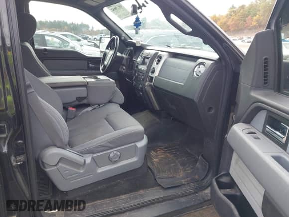 2014 Ford F-150 Platinum с VIN 1FTFW1ET8EFA57603, выставлен на аукционе IAAI как лот 43536652 с пробегом 144 774 миль миль и . История ставок и продаж доступна на DreamBid. Изображение 5.