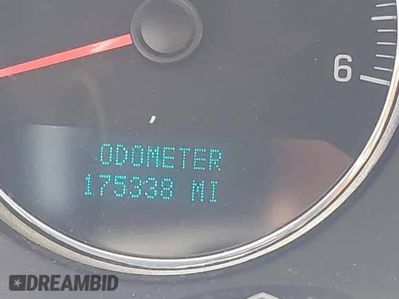 2014 Chevrolet Tahoe Commercial z VIN 1GNLC2E07ER162842, wystawiony jako IAAI lot #41848453 z przebiegiem 175 338 mil mil oraz . Historia ofert i sprzedaży dostępna na DreamBid. Obrazek 15.