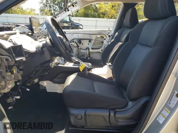 2024 Mitsubishi Outlander ES with VIN JA4J3UA85RZ024580, listed as a Copart auction lot 72012785 with 12,832 mi miles and Salvage title. Bid and sale history available at DreamBid. Image 7.