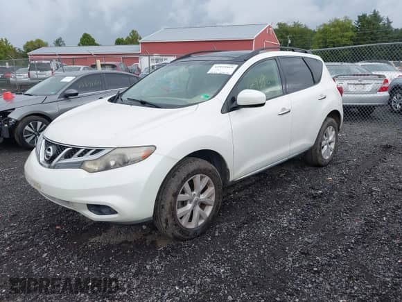 2011 Nissan Murano SL with VIN JN8AZ1MU0BW056182, listed as a IAAI auction lot 42933869 with 211,457 mi miles and . Bid and sale history available at DreamBid. Image 2.