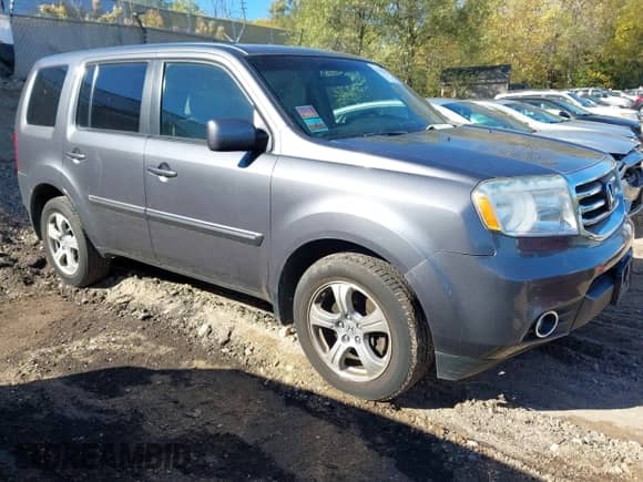 2015 Honda Pilot EX с VIN 5FNYF4H43FB005476, выставлен на аукционе IAAI как лот 43441566 с пробегом 121 571 миль миль и . История ставок и продаж доступна на DreamBid. Изображение 1.