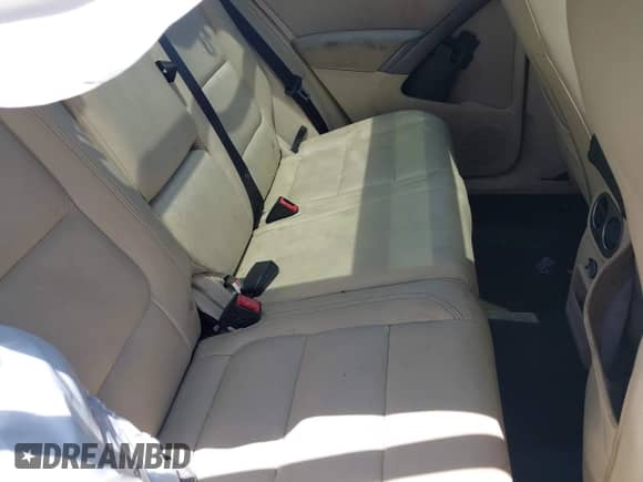 2010 Volkswagen Tiguan с VIN WVGAV9AX0AW510512, выставлен на аукционе IAAI как лот 42532527 с пробегом 193 910 миль миль и . История ставок и продаж доступна на DreamBid. Изображение 8.