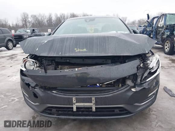 2015 Volvo S60 T5 Premier с VIN YV1612TK3F1359338, выставлен на аукционе IAAI как лот 41645209 с пробегом 106 822 миль миль и . История ставок и продаж доступна на DreamBid. Изображение 6.