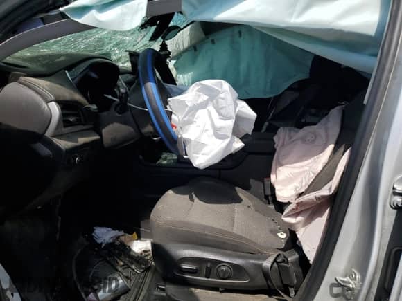 2018 Chevrolet Traverse LT Cloth с VIN 1GNEVGKW6JJ148223, выставлен на аукционе Copart как лот 70534615 с пробегом Не указан миль и Списание • Salvage title. История ставок и продаж доступна на DreamBid. Изображение 7.