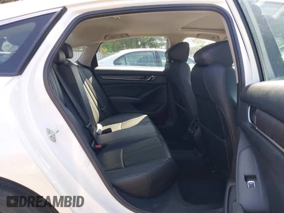 2021 Honda Accord EX-L z VIN 1HGCV1F5XMA099418, wystawiony jako IAAI lot #42881279 z przebiegiem 56 212 mil mil oraz . Historia ofert i sprzedaży dostępna na DreamBid. Obrazek 8.