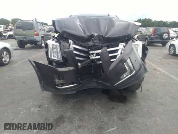 2018 Cadillac Escalade Luxury with VIN 1GYS3BKJ7JR204609, listed as a IAAI auction lot 40951011 with 79,335 mi miles and . Bid and sale history available at DreamBid. Image 6.