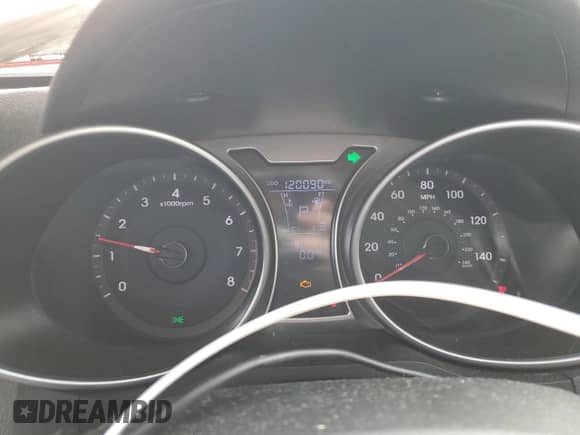 2012 Hyundai Veloster w/Gray Int z VIN KMHTC6AD8CU046631, wystawiony jako Copart lot #68106965 z przebiegiem 120 090 mil mil oraz Szkoda całkowita • Salvage title. Historia ofert i sprzedaży dostępna na DreamBid. Obrazek 9.