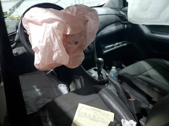 2020 Chevrolet Trax LT с VIN 3GNCJPSB1LL132944, выставлен на аукционе Copart как лот 69841615 с пробегом Не указан миль и Списание • Salvage title. История ставок и продаж доступна на DreamBid. Изображение 8.