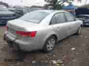 2006 Hyundai Sonata GL с VIN 5NPET46C26H065630, выставлен на аукционе IAAI как лот 43550209 с пробегом 130 471 миль миль и . История ставок и продаж доступна на DreamBid. Изображение 4.