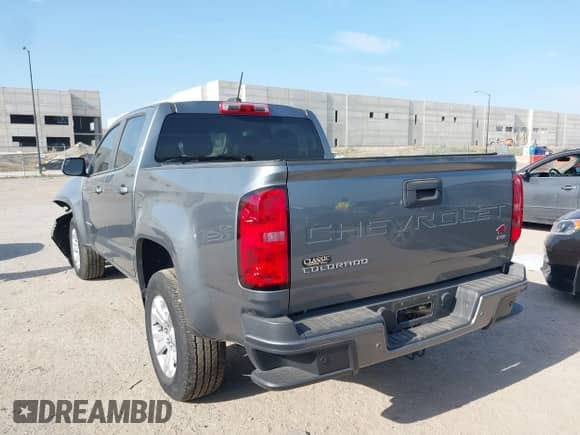 2022 Chevrolet Colorado 2WD LT z VIN 1GCGSCEN4N1288704, wystawiony jako IAAI lot #42769947 z przebiegiem 21 023 mil mil oraz . Historia ofert i sprzedaży dostępna na DreamBid. Obrazek 3.