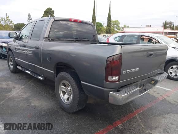 2003 Dodge 1500 ST с VIN 1D7HA18K03J512552, выставлен на аукционе IAAI как лот 42058130 с пробегом 207 254 миль миль и . История ставок и продаж доступна на DreamBid. Изображение 3.