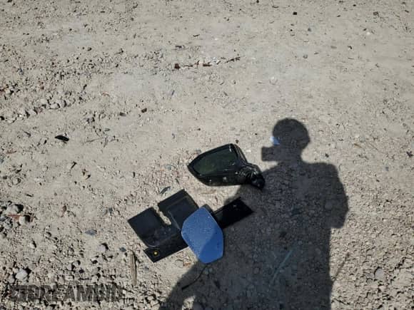 2020 Hyundai Palisade Limited с VIN KM8R54HEXLU051885, выставлен на аукционе Copart как лот 68619294 с пробегом 70 853 миль миль и На запчасти • Non repairable. История ставок и продаж доступна на DreamBid. Изображение 15.