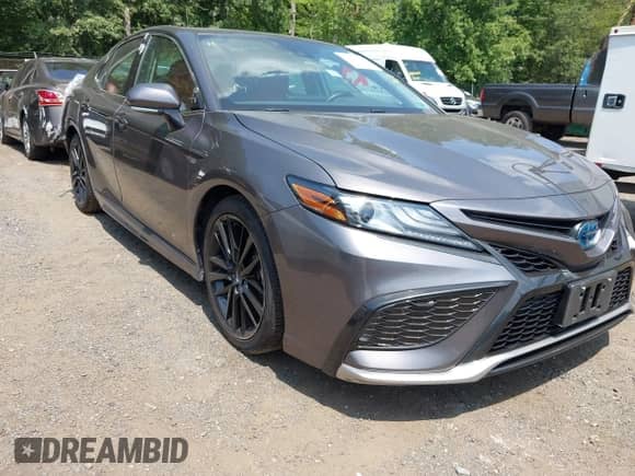 2023 Toyota Camry Hybrid XSE с VIN 4T1K31AK6PU615298, выставлен на аукционе IAAI как лот 42848217 с пробегом 99 734 миль миль и . История ставок и продаж доступна на DreamBid. Изображение 1.