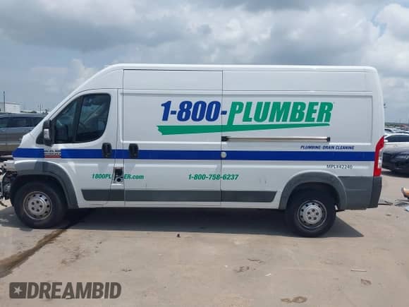 2018 Ram ProMaster Cargo with VIN 3C6TRVDG9JE116708, listed as a IAAI auction lot 42120139 with 141,721 mi miles and . Bid and sale history available at DreamBid. Image 15.