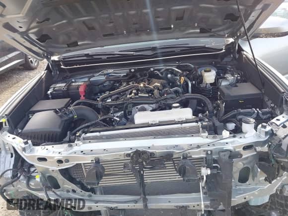 2024 Toyota Tacoma SR5 with VIN 3TYLB5JN0RT037837, listed as a IAAI auction lot 41315485 with 14,471 mi miles and . Bid and sale history available at DreamBid. Image 10.