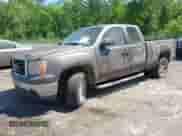 2007 GMC Sierra 1500 SLE1 z VIN 2GTEC19J671625161, wystawiony jako IAAI lot #41997224 z przebiegiem 271 503 mil mil oraz . Historia ofert i sprzedaży dostępna na DreamBid. Obrazek 2.