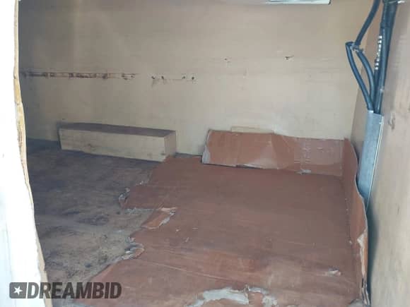 2008 Ford Econoline Cargo Commercial with VIN 1FTSS34L08DA98993, listed as a IAAI auction lot 43373901 with 201,810 mi miles and . Bid and sale history available at DreamBid. Image 8.