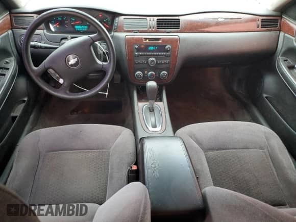 2009 Chevrolet Impala LT with VIN 2G1WT57N791184248, listed as a Copart auction lot 82050685 with 207,827 mi miles and Salvage title. Bid and sale history available at DreamBid. Image 8.
