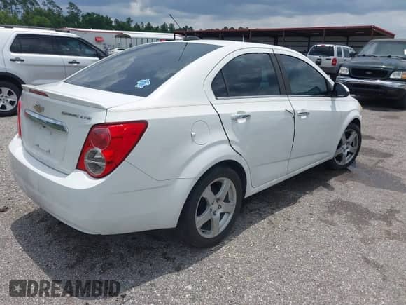 2016 Chevrolet Sonic LTZ с VIN 1G1JE5SB6G4144231, выставлен на аукционе IAAI как лот 42678058 с пробегом 104 014 миль миль и . История ставок и продаж доступна на DreamBid. Изображение 4.