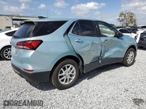 2022 Chevrolet Equinox LT z VIN 2GNAXUEV4N6135905, wystawiony jako Copart lot #47599365 z przebiegiem Nie podano mil oraz Nie do naprawy • Non repairable. Historia ofert i sprzedaży dostępna na DreamBid. Obrazek 3.
