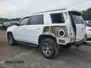 2020 Chevrolet Tahoe LT z VIN 1GNSKBKC9LR190104, wystawiony jako Copart lot #83977705 z przebiegiem 70 542 mil mil oraz Szkoda całkowita • Salvage title. Historia ofert i sprzedaży dostępna na DreamBid. Obrazek 2.