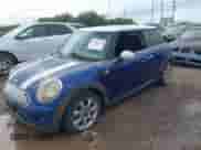 2007 MINI Hardtop with VIN WMWMF33507TT58780, listed as a IAAI auction lot 42504014 with Not provided miles and . Bid and sale history available at DreamBid. Image 2.