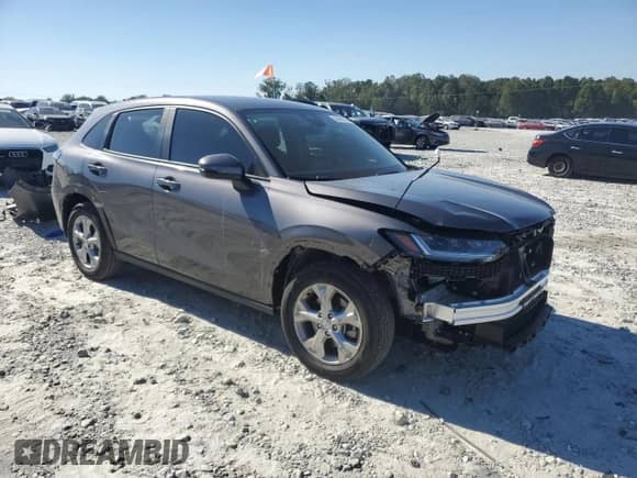 2025 Honda HR-V LX with VIN 3CZRZ1H3XSM753773, listed as a Copart auction lot 84481215 with 7,928 mi miles and Salvage title. Bid and sale history available at DreamBid. Image 4.