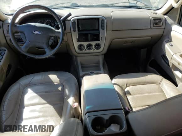 2005 Ford Explorer XLT с VIN 1FMDU73E05UA74827, выставлен на аукционе Copart как лот 87035845 с пробегом Не указан миль и Списание • Salvage title. История ставок и продаж доступна на DreamBid. Изображение 8.