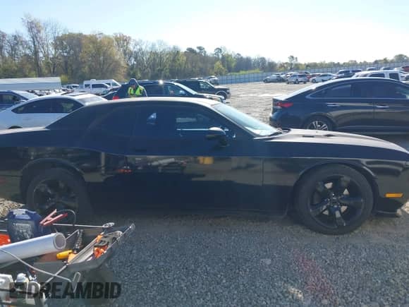 2014 Dodge Challenger R/T Plus with VIN 2C3CDYBT2EH274265, listed as a IAAI auction lot 41845052 with 120,290 mi miles and . Bid and sale history available at DreamBid. Image 13.