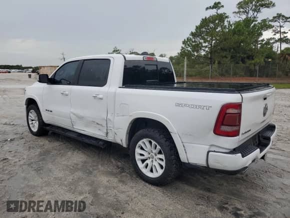 2020 Ram 1500 Laramie z VIN 1C6RREJT7LN160720, wystawiony jako Copart lot #70410455 z przebiegiem 55 863 mil mil oraz Nie do naprawy • Non repairable. Historia ofert i sprzedaży dostępna na DreamBid. Obrazek 2.