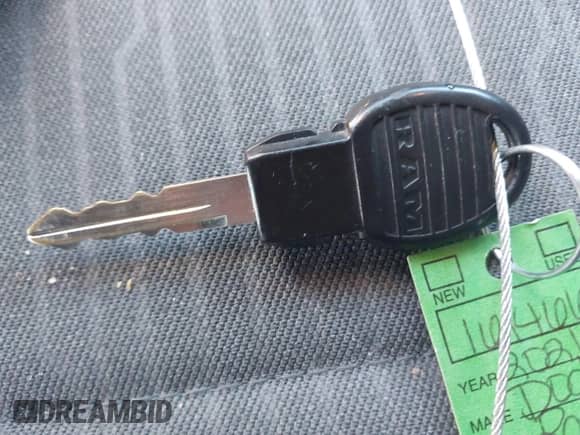 2021 Ram 1500 Tradesman z VIN 3C6RR7KG8MG547686, wystawiony jako IAAI lot #43407747 z przebiegiem 184 071 mil mil oraz . Historia ofert i sprzedaży dostępna na DreamBid. Obrazek 11.