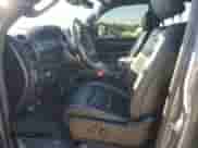 2023 Ram 1500 TRX z VIN 1C6SRFU97PN660101, wystawiony jako Copart lot #81612095 z przebiegiem 47 174 mil mil oraz Szkoda całkowita • Salvage title. Historia ofert i sprzedaży dostępna na DreamBid. Obrazek 7.