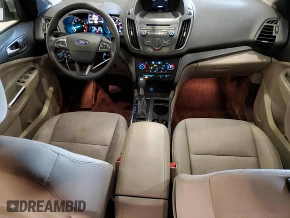 2017 Ford Escape SE с VIN 1FMCU9GD4HUE96158, выставлен на аукционе Copart как лот 59952375 с пробегом 125 484 миль миль и Списание • Salvage title. История ставок и продаж доступна на DreamBid. Изображение 8.