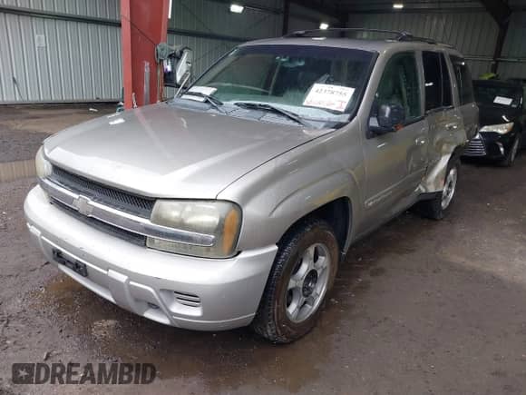 2002 Chevrolet TrailBlazer LS с VIN 1GNDS13S822136700, выставлен на аукционе IAAI как лот 42378755 с пробегом 250 026 миль миль и . История ставок и продаж доступна на DreamBid. Изображение 17.