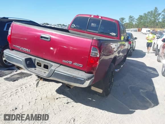 2001 Toyota Tundra SR5 z VIN 5TBBT44171S199971, wystawiony jako IAAI lot #43330687 z przebiegiem 338 000 mil mil oraz . Historia ofert i sprzedaży dostępna na DreamBid. Obrazek 4.