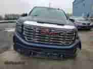 2022 GMC Sierra 1500 Denali с VIN 3GTUUGED3NG660594, выставлен на аукционе Copart как лот 60871205 с пробегом 108 826 миль миль и Списание • Salvage title. История ставок и продаж доступна на DreamBid. Изображение 5.