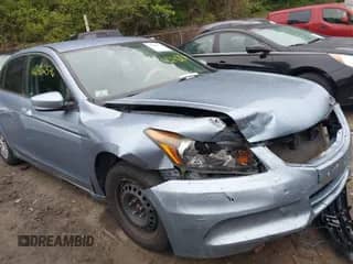 2012 Honda Accord LX z VIN 1HGCP2F32CA031028, wystawiony jako IAAI lot #42462546 z przebiegiem 131 889 mil mil oraz . Historia ofert i sprzedaży dostępna na DreamBid. Obrazek 1.