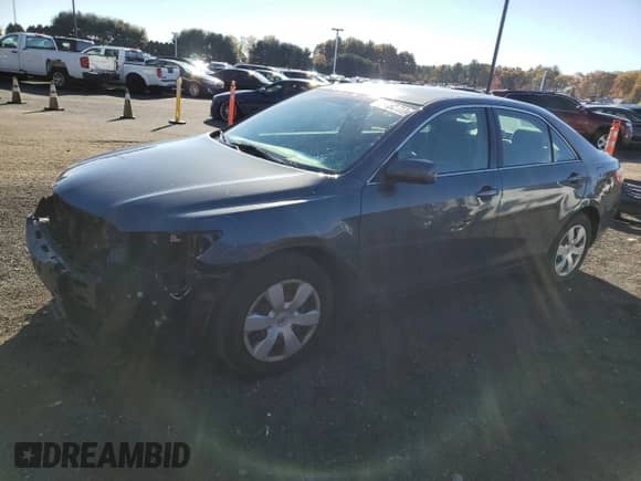 2007 Toyota Camry CE с VIN 4T1BE46K87U028184, выставлен на аукционе Copart как лот 89482725 с пробегом 142 391 миль миль и Списание • Salvage title. История ставок и продаж доступна на DreamBid. Изображение 1.