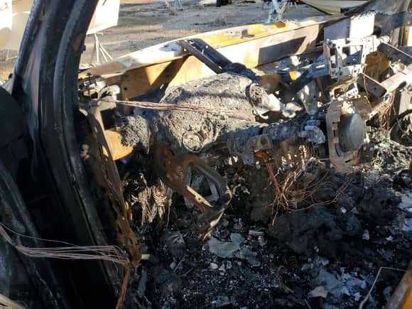 2018 Ram 1500 Big Horn z VIN 1C6RR7GG2JS311757, wystawiony jako Copart lot #88481235 z przebiegiem Nie podano mil oraz Nie do naprawy • Non repairable. Historia ofert i sprzedaży dostępna na DreamBid. Obrazek 9.