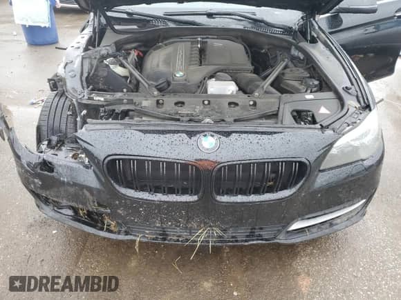 2014 BMW 5 Series 535i xDrive с VIN WBA5B3C5XED292570, выставлен на аукционе Copart как лот 83808825 с пробегом 116 754 миль миль и Списание • Salvage title. История ставок и продаж доступна на DreamBid. Изображение 11.