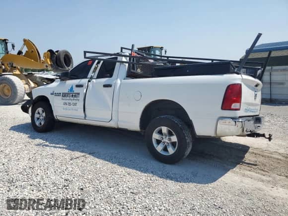2017 Ram 1500 Tradesman z VIN 1C6RR6FT7HS649738, wystawiony jako Copart lot #68143825 z przebiegiem Nie podano mil oraz Szkoda całkowita • Salvage title. Historia ofert i sprzedaży dostępna na DreamBid. Obrazek 2.