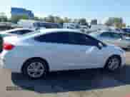 2018 Chevrolet Cruze LT с VIN 1G1BE5SM5J7181430, выставлен на аукционе IAAI как лот 43348840 с пробегом 94 100 миль миль и . История ставок и продаж доступна на DreamBid. Изображение 13.