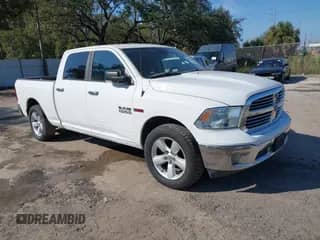 2016 Ram 1500 Outdoorsman z VIN 1C6RR7TM2GS177837, wystawiony jako IAAI lot #43531284 z przebiegiem 211 449 mil mil oraz . Historia ofert i sprzedaży dostępna na DreamBid. Obrazek 1.
