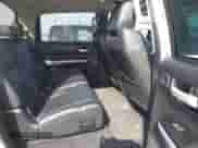 2020 Toyota Tundra SR5 z VIN 5TFDY5F11LX936048, wystawiony jako IAAI lot #42018523 z przebiegiem 102 445 mil mil oraz . Historia ofert i sprzedaży dostępna na DreamBid. Obrazek 8.