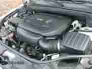 2017 Jeep Grand Cherokee Limited z VIN 1C4RJFBG6HC710922, wystawiony jako IAAI lot #43509357 z przebiegiem 108 800 mil mil oraz . Historia ofert i sprzedaży dostępna na DreamBid. Obrazek 13.