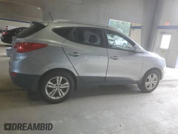 2011 Hyundai Tucson GLS с VIN KM8JUCAC5BU248058, выставлен на аукционе Copart как лот 80480205 с пробегом 120 397 миль миль и Списание • Salvage title. История ставок и продаж доступна на DreamBid. Изображение 3.