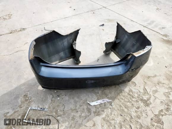 2006 Honda Accord with NAVI z VIN JHMCN36556C003727, wystawiony jako Copart lot #63257315 z przebiegiem 173 942 mil mil oraz Szkoda całkowita • Salvage title. Historia ofert i sprzedaży dostępna na DreamBid. Obrazek 12.