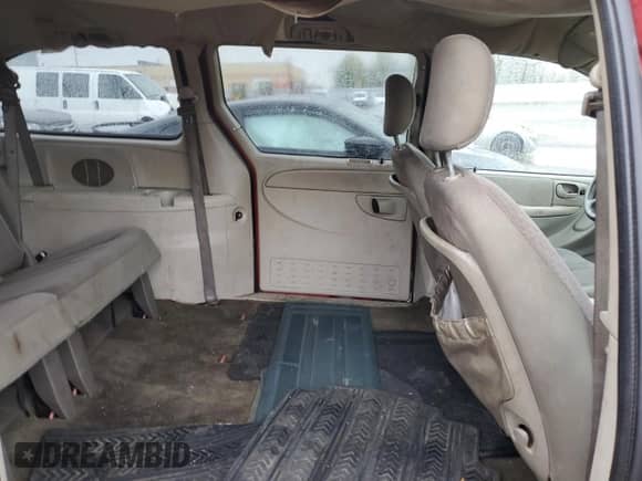 2005 Dodge Caravan SXT with VIN 2D4GP44L55R565124, listed as a Copart auction lot 81490885 with 462,766 mi miles and Clean title. Bid and sale history available at DreamBid. Image 11.