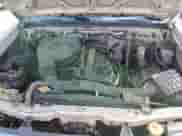 1998 Nissan Frontier z VIN 1N6DD21Y5WC370452, wystawiony jako Copart lot #82334074 z przebiegiem 178 861 mil mil oraz Czysty tytuł • Clean title. Historia ofert i sprzedaży dostępna na DreamBid. Obrazek 11.